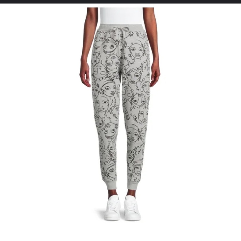 Maya angelou kids joggers size medium
